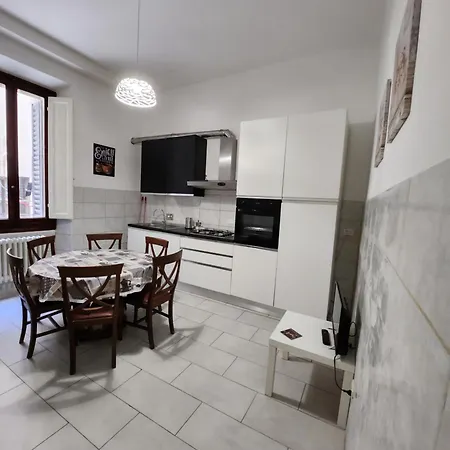 Ponte Sospeso 24 Apartamento *